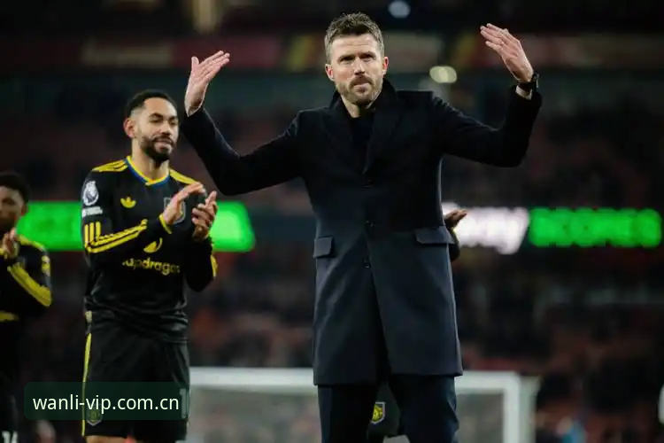 曼联末轮备战布莱顿：卡里克发布会详解球队现状与未来规划